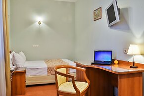 Hotel Empire
