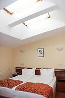 Hotel Empire
