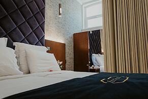 Seven Dreams Suites