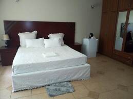 Zenith  lodge