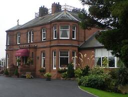 Somerton House Hotel