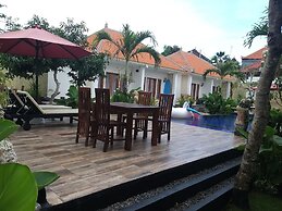 Adi Abian Villas
