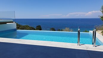 Fiore Suites