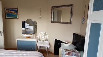 B&B By The Sea