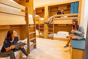 The People - Marseille - Hostel