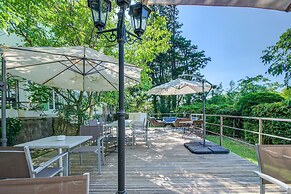 Logis Hotel Le Blason de Provence