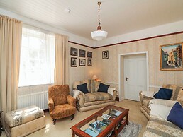 Cairbre House