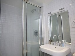 6 Combehaven