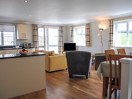 4 West Park Mews