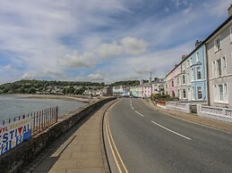 Gadlys House - Beau View