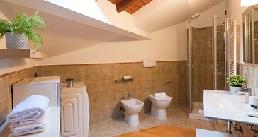JOIVY Scenic 2BR Apt w/ Balcony & Parking