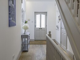 Raleigh House
