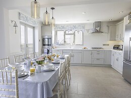 Raleigh House
