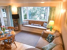Porthole Cottage