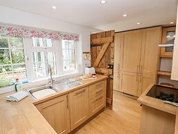 Newbury Cottage