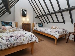 Newbury Cottage