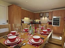 1 Combehaven