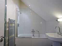 1 Combehaven
