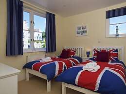 1 Combehaven