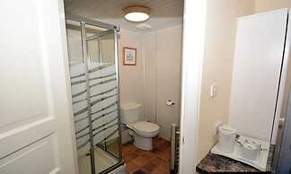 Varis House