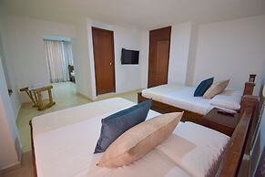 Hotel Toledo Plaza
