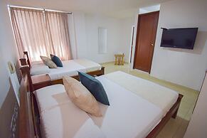Hotel Toledo Plaza