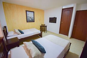 Hotel Toledo Plaza