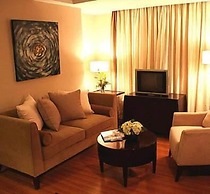 Lancaster Hotel by Central Flats