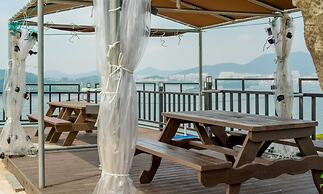 Yeosu Sunset Hostel and Pension