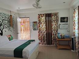 Cronin Inn by Cocotel