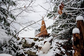 Kedra  Village