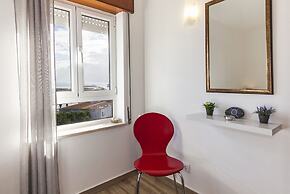 A38 - Rising Sun Top-Floor Flat