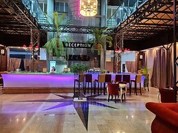 Mark Plaza Hotel