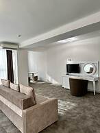 Mark Plaza Hotel