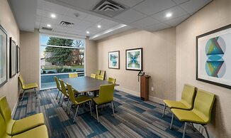 Holiday Inn Express & Suites Brandon by IHG