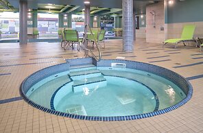 Holiday Inn Express & Suites Brandon by IHG
