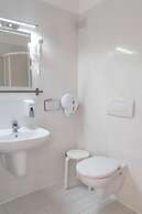 Well Hotel