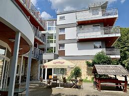 Well Hotel