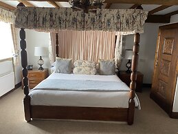 The Inglenook