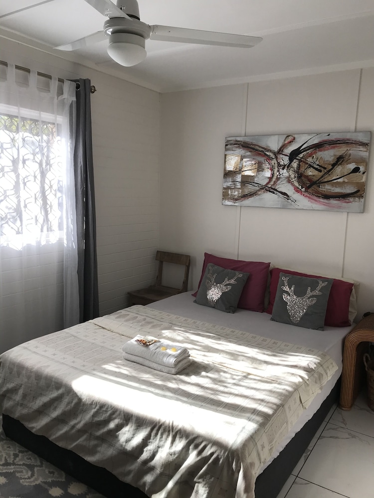 XYL Pets Friendly Seaside Boutique Guesthouse