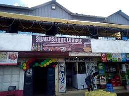 Silverstone Park Bar & Guest House