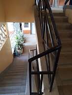 Silverstone Park Bar & Guest House