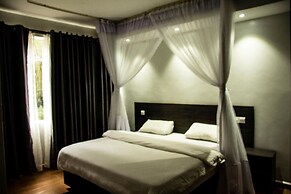 The Candela Hotel
