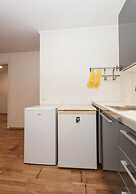 StayPlus Budget Apt City Center Balcony