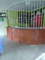 Eddys Resort
