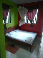 Eddys Resort