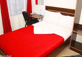 Dover Hotel Bondo