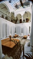 Hotel Sin Nombre