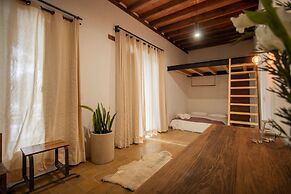 Hotel Sin Nombre