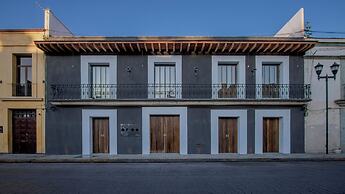 Hotel Sin Nombre